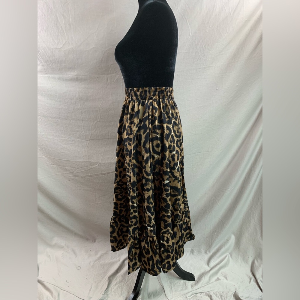Leopard Print Ruffle Hem Skirt - Picture 8 of 9